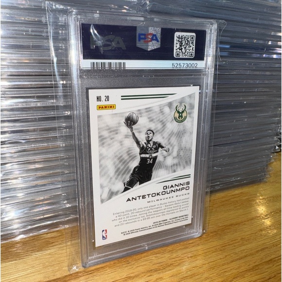 2019-20 Panini Illusions Giannis Antetokounmpo PSA 10 GEM MINT Greek Freak - Picture 3 of 3